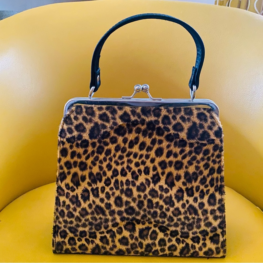 Vintage 90's Retro Rockabilly Pin Up Goth Faux Fur
Leopard Purse